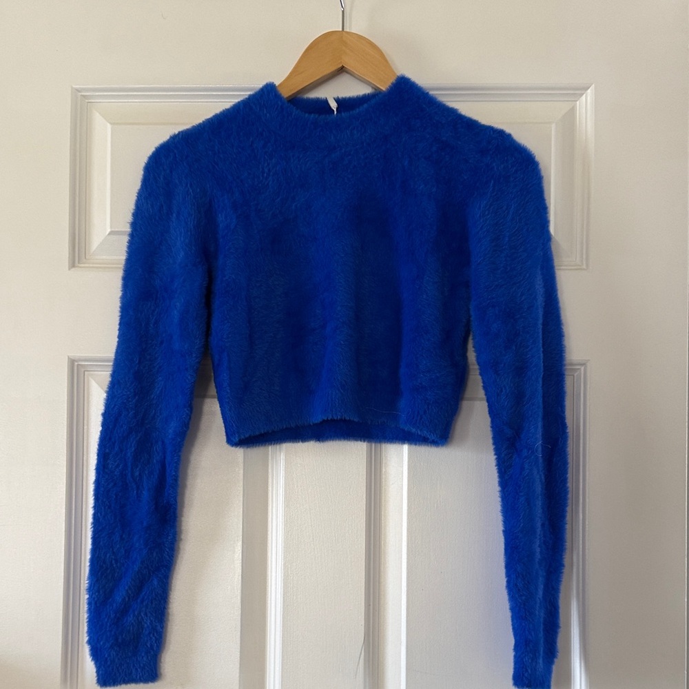 Katie J NYC Royal Blue Fuzzy Cropped Sweater